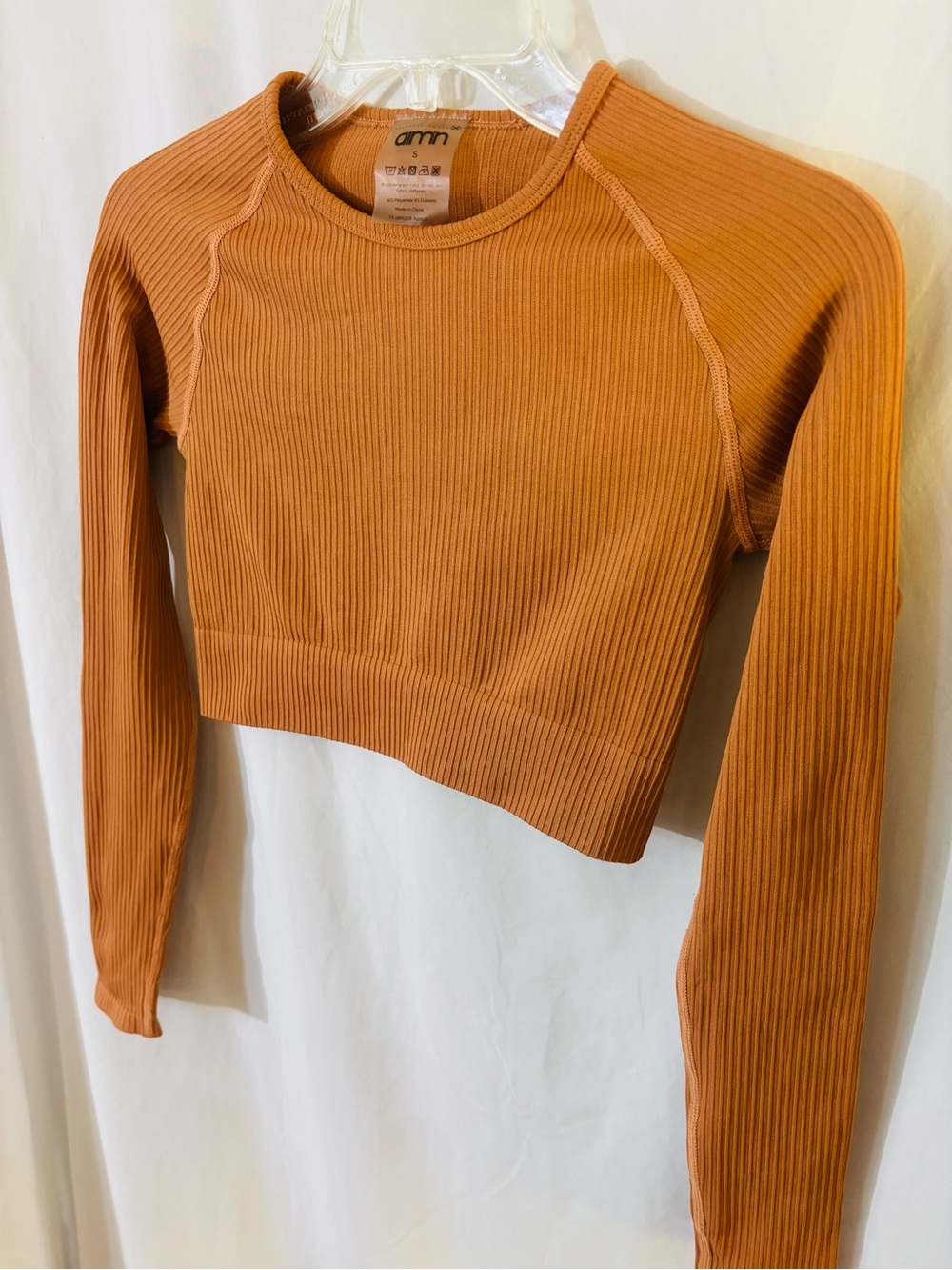Aim’n Long Sleeve Fitted Top Cropped